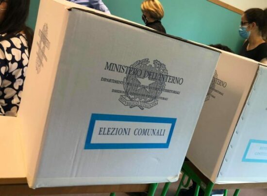 Elezioni L Affluenza Alle Urne Nei Comuni Al Voto In Val Seriana E Val