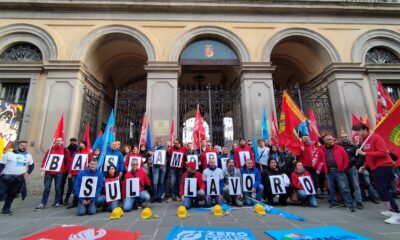 Sicurezza sul lavoro: dopo il crollo nel cantiere di Firenze e la morte di cinque lavoratori oggi presidio a Bergamo