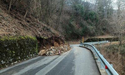 La frana sulla strada per Bondo di Colzate (foto AIB)